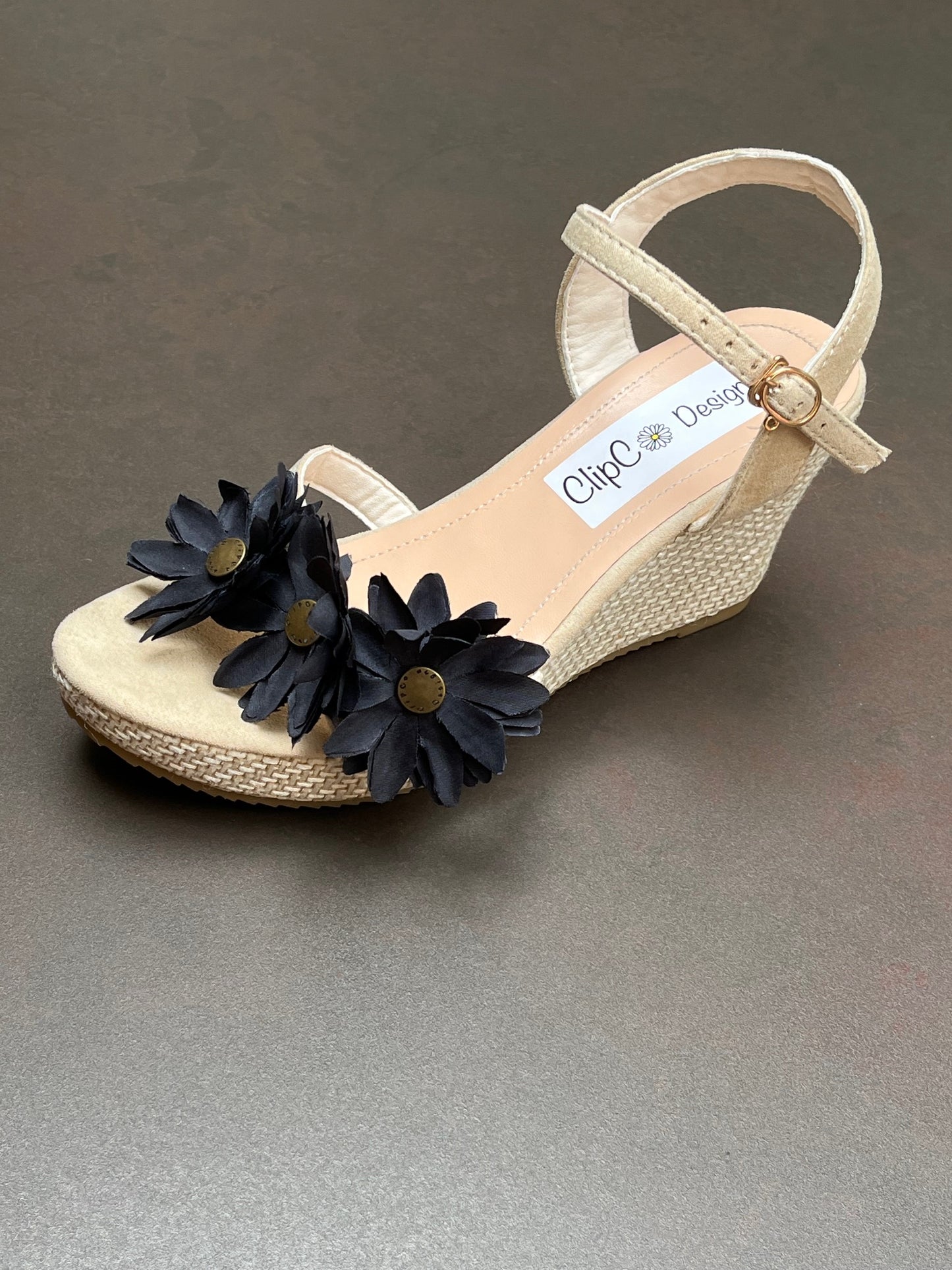 Water Lily Wedges