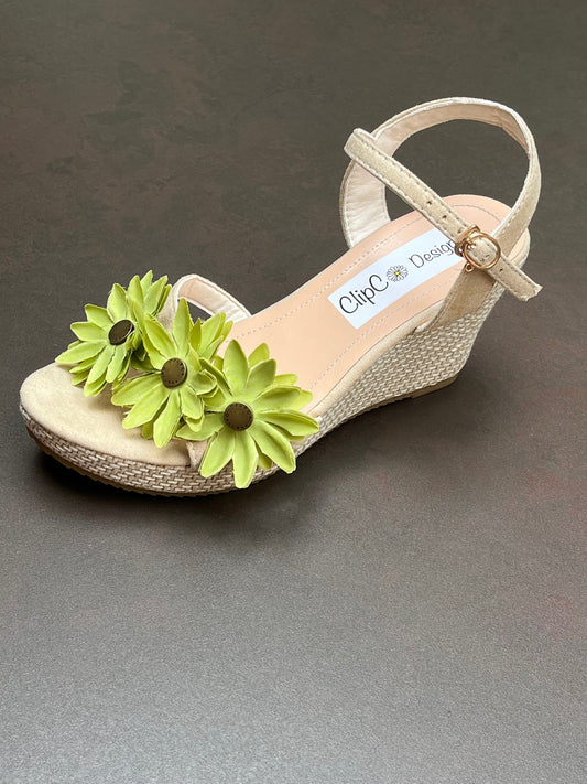 Water Lily Wedges