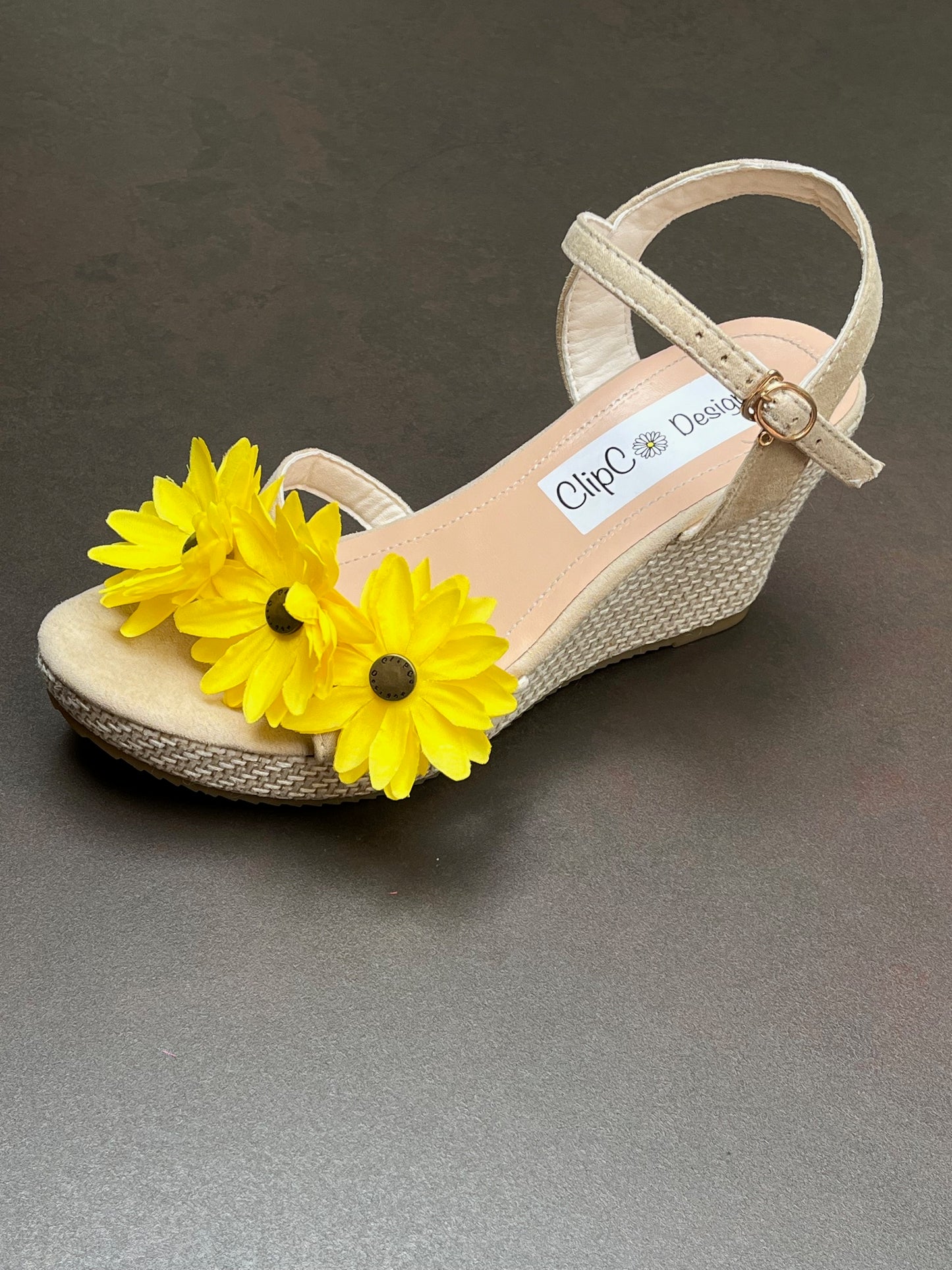 Water Lily Wedges