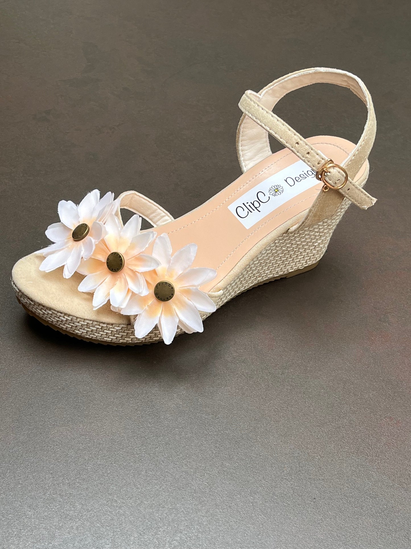 Water Lily Wedges