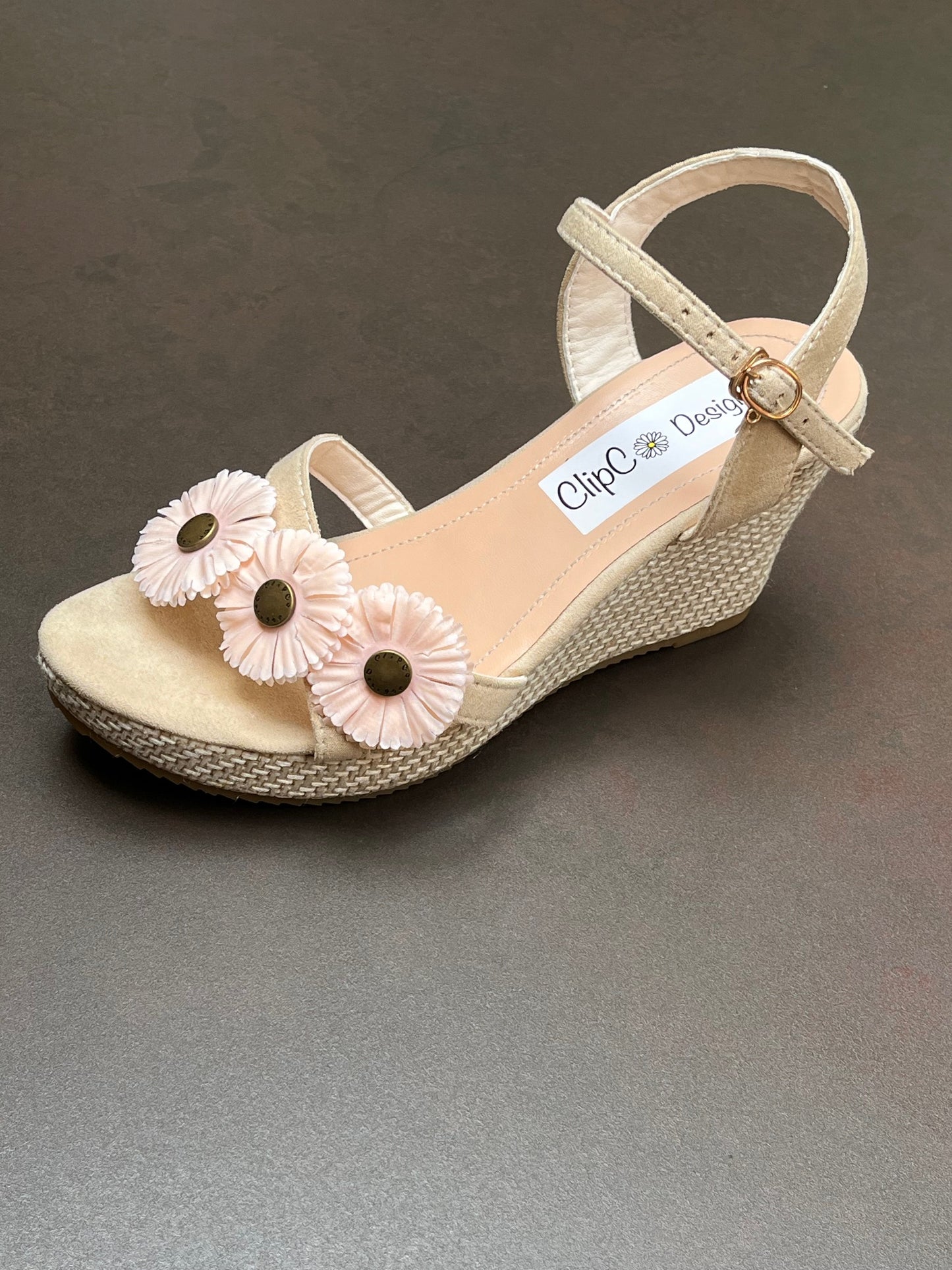 Gerbera Wedges