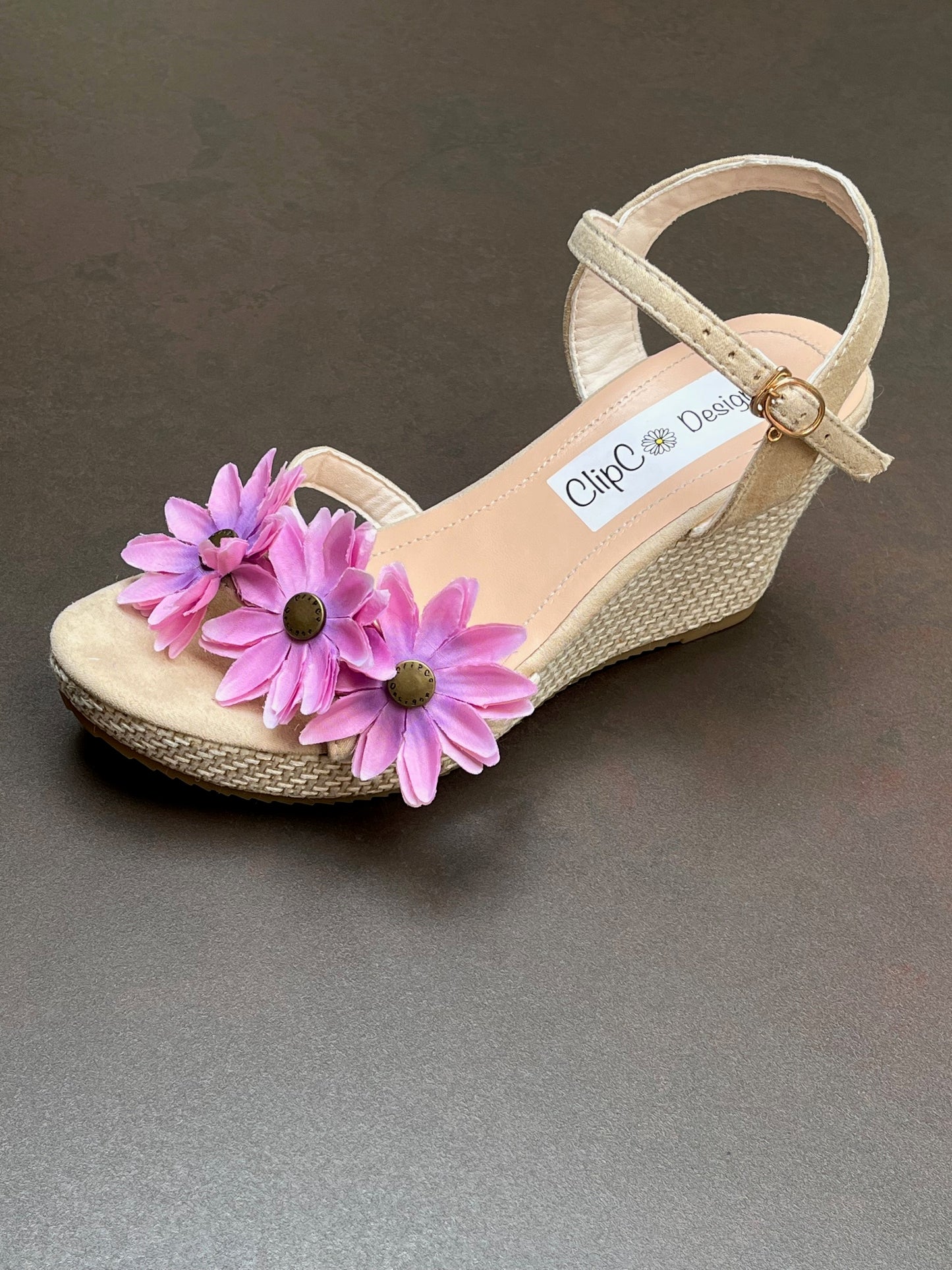 Water Lily Wedges